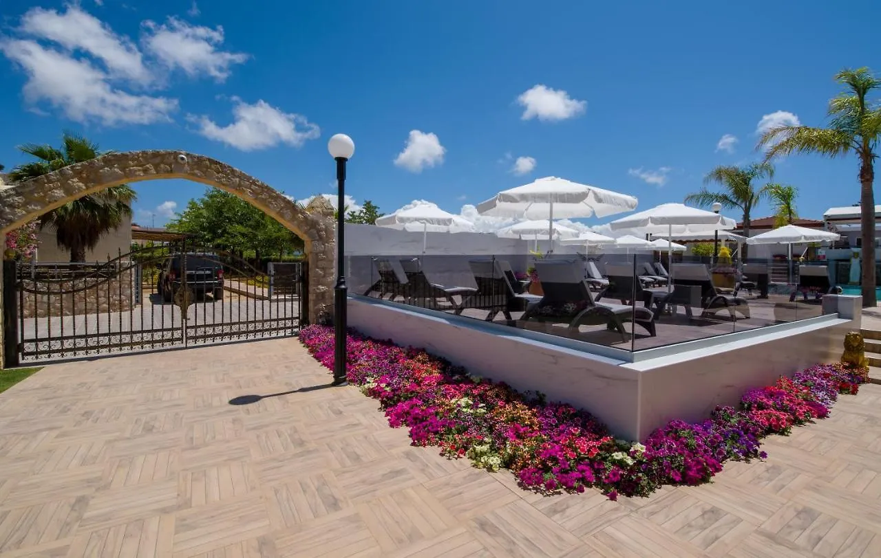 Paradice Hotel Luxury Suites-Near Zorbas Beach-Free Breakfast Stavros  4*, Stavros (Crete)