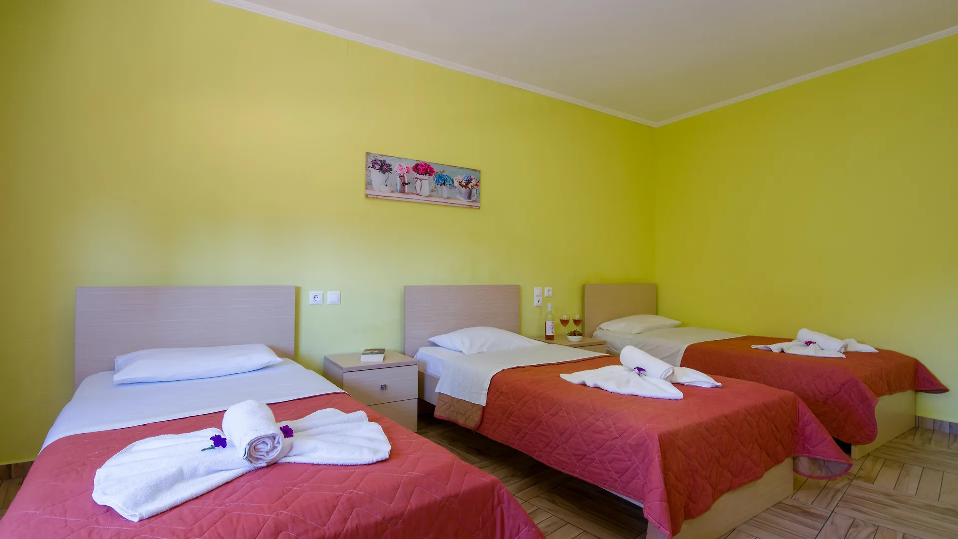 Paradice Hotel Luxury Suites-Near Zorbas Beach-Free Breakfast Stavros   Stavros (Crete)