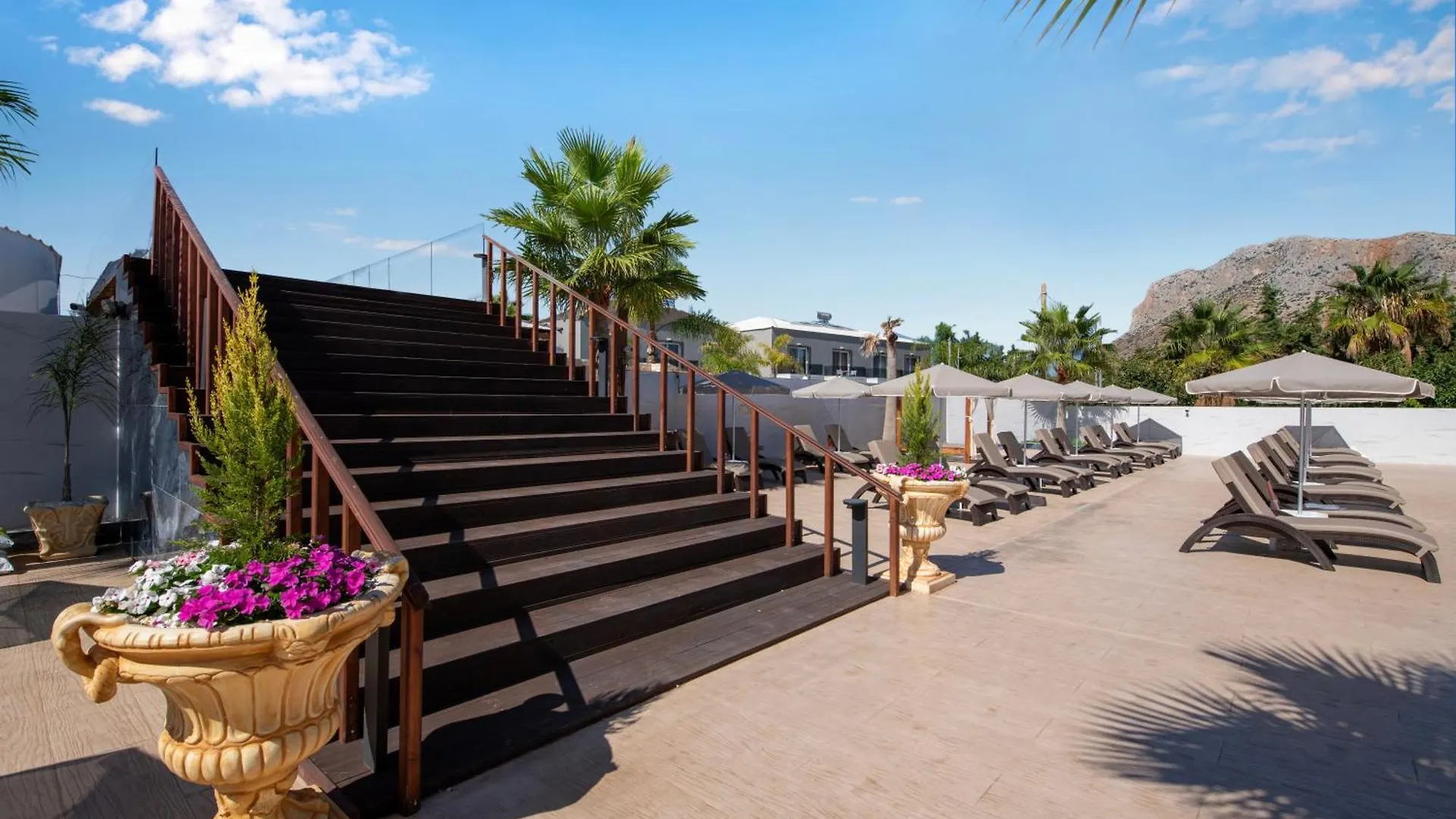 Paradice Hotel Luxury Suites-Near Zorbas Beach-Free Breakfast Stavros
