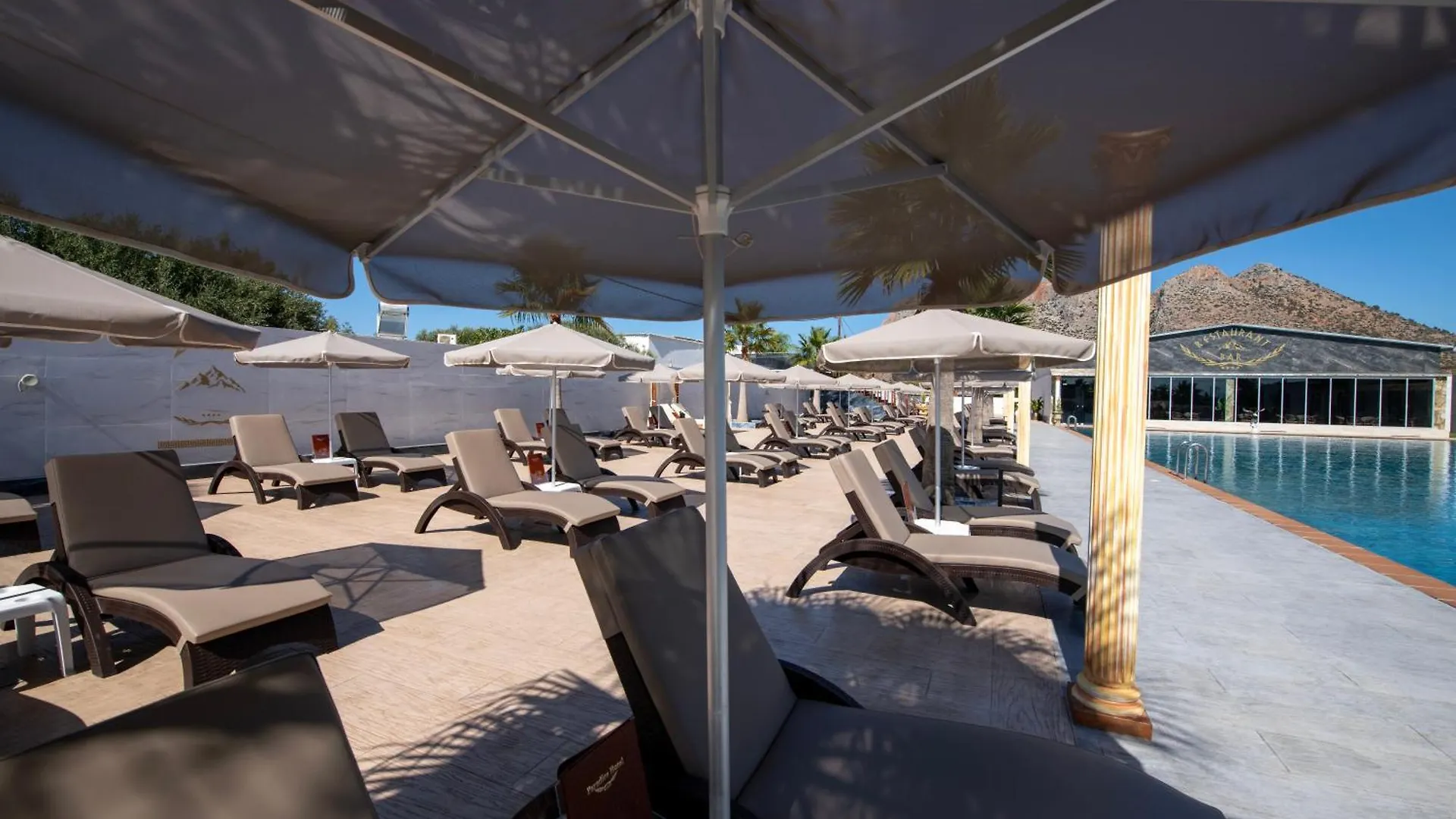 Paradice Hotel Luxury Suites-Near Zorbas Beach-Free Breakfast Stavros  Greece